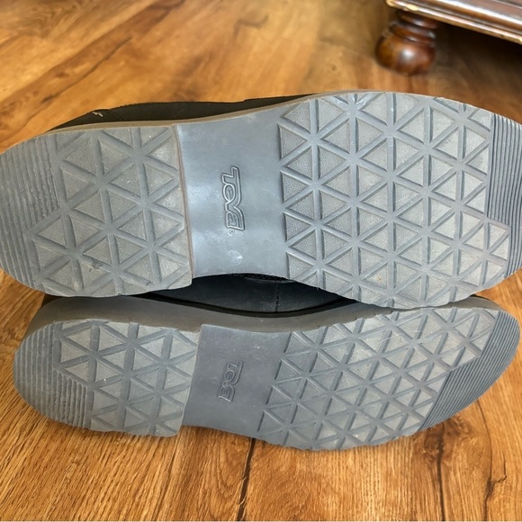 Men's Black Leather Boots by Teva - Picture 4 of 5